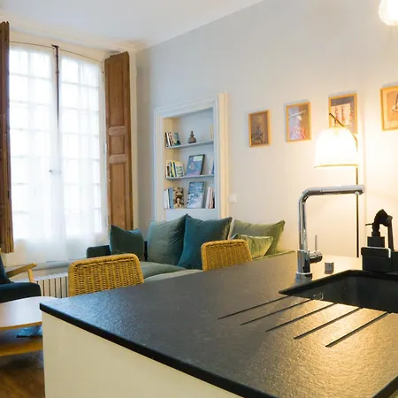 Exigehome - T2-45 M2-proche Du Chateau De *